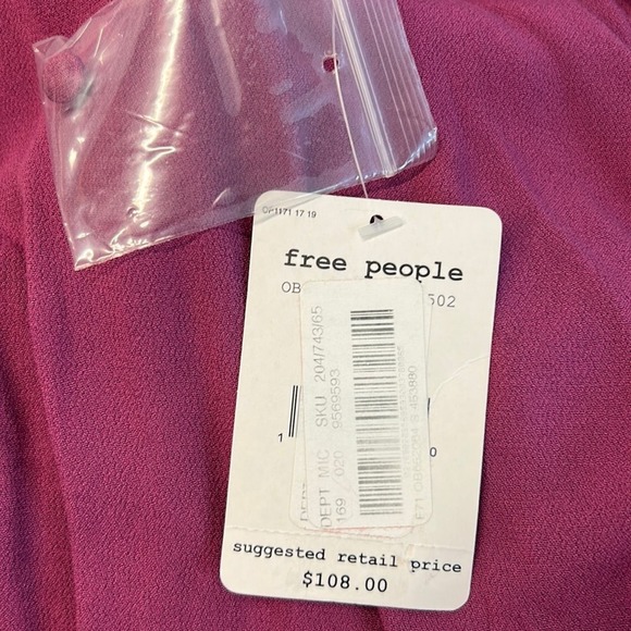 NWT Free People Little Bit Of Love pink Crochet Lace Open Shoulder Blouse Size S - Picture 6 of 10